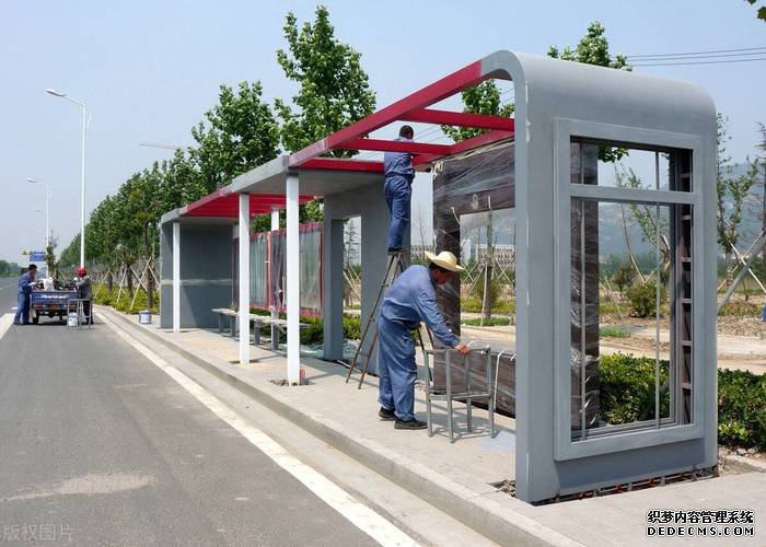 公交站臺候車亭制作流程(候車亭搭建小技巧)